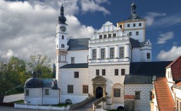 Zamek_pce_2